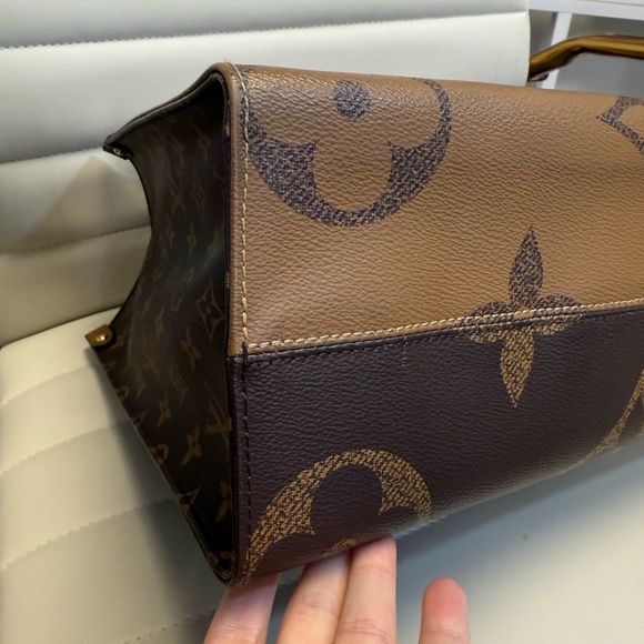 ❤️ONTHEGO MM REVERSE MONO❤️Louis Vuitton ONTHEGO mm reverse - Picture 9 of 16